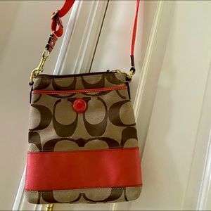Coach cross over bag